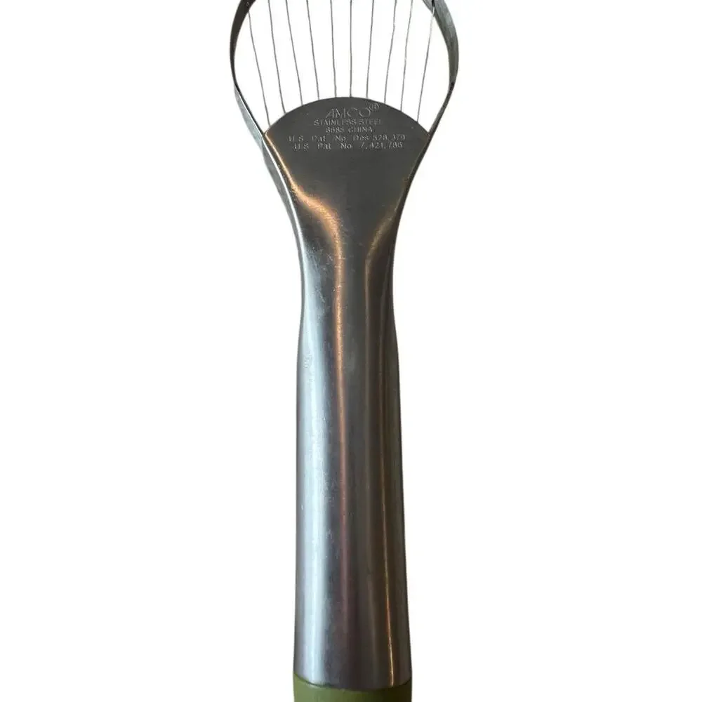 Amco Houseworks-Stainless Steel Avocado Slicer Corer‎ & Pulp Separator-Tool
